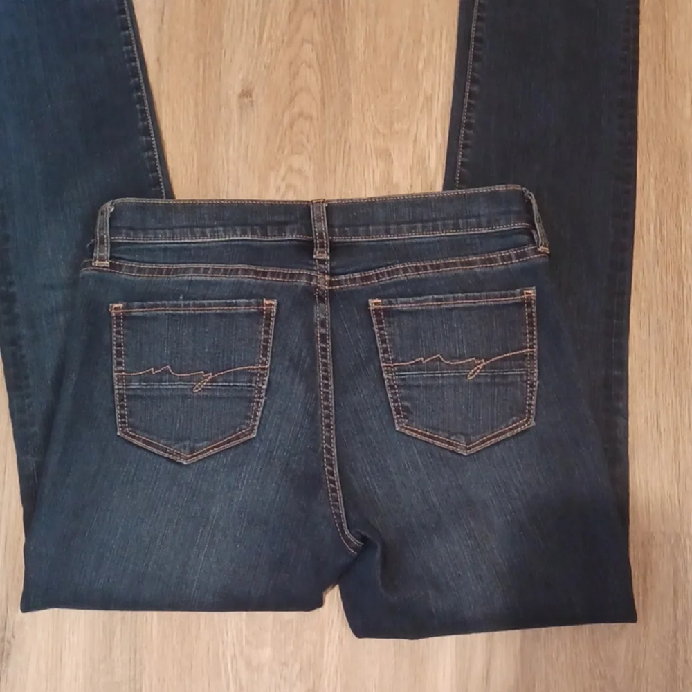 New York & Co skinny jeans - Picture 2 of 3